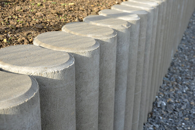 Palisadensteine aus Beton